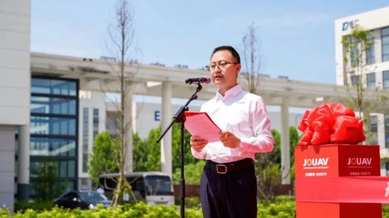 日斗配资 官司打了又打，他俩正式离婚，“分手费”超5亿元！